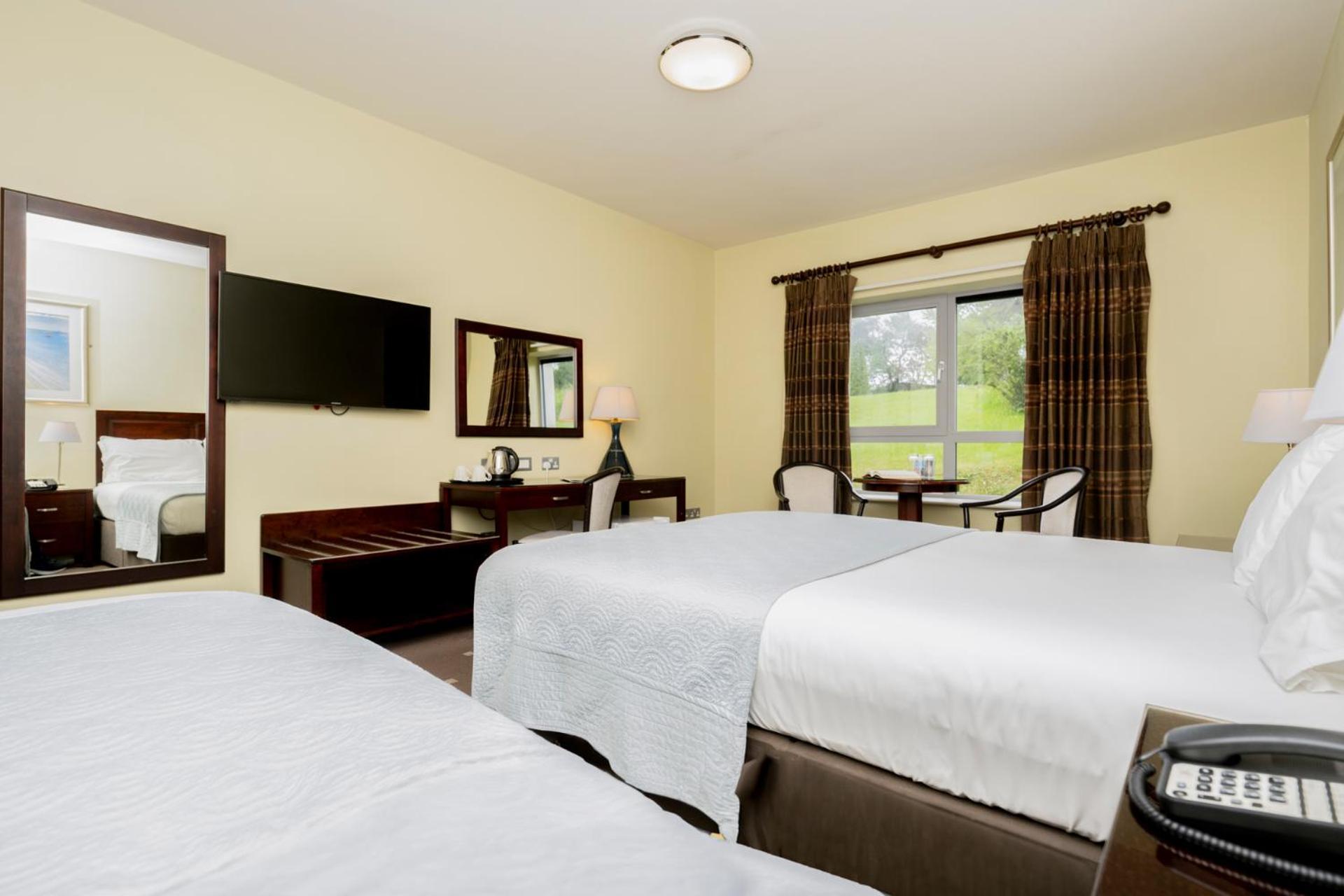 The Kenmare Bay Hotel & Luxury Lodges Resort Экстерьер фото